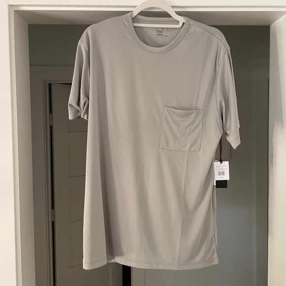 Onia Traveler UPF Sun Tee - Picture 1 of 4